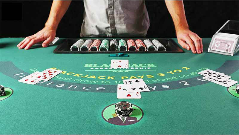 Blackjack luôn chơi nhiều hơn một bộ bài